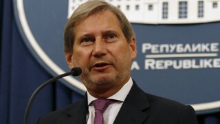 Ukrajina bude podľa Hahna po vojne potrebovať Marshallov plán. Opravy by bez pomoci mohli trvať desaťročia